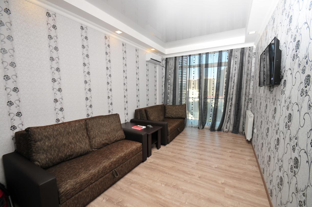 Sea Appart Hotel In The City Center Batoemi Buitenkant foto